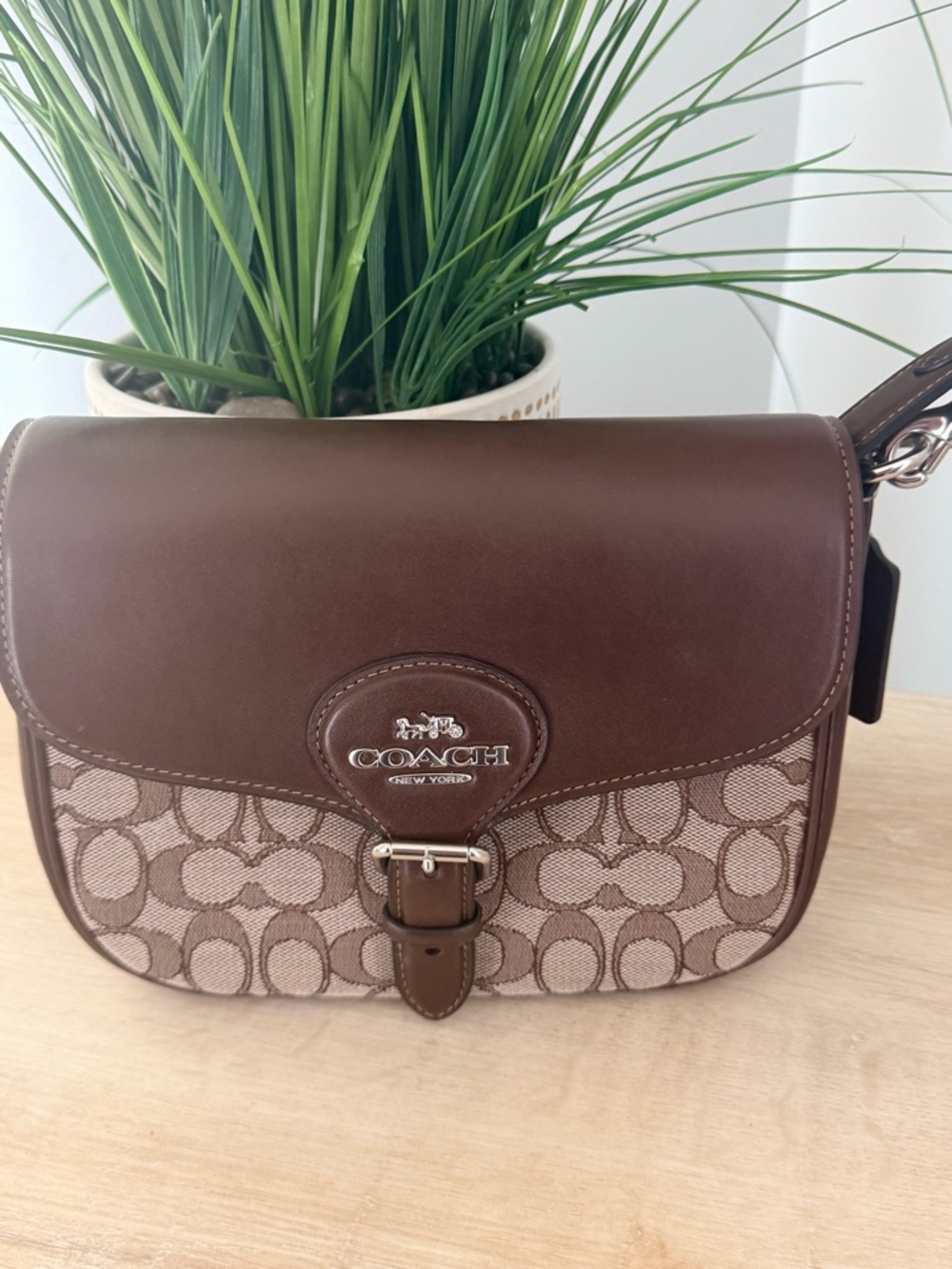 Coach (AUTHENTIC) Brown Signature Jacquard Saddle Crossbody
